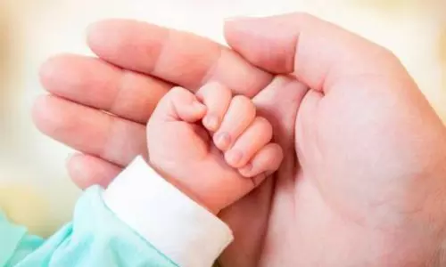 వామ్మో .. బాబు పేరు లాక్డౌన్.. పాప పేరు కరోనా అంట వామ్మో .. బాబు పేరు లాక్డౌన్.. పాప పేరు కరోనా అంట