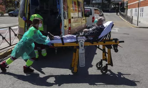 స్పెయిన్లో కరోనా విజృంభణ.. లక్షలాది ఉద్యోగుల తీసివేత..!