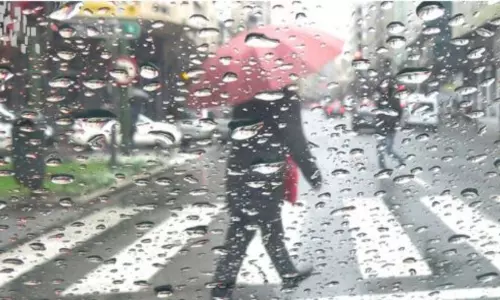షాకింగ్ న్యూస్.. రానున్న మూడు రోజుల్లో భారీ వర్ష సూచన
