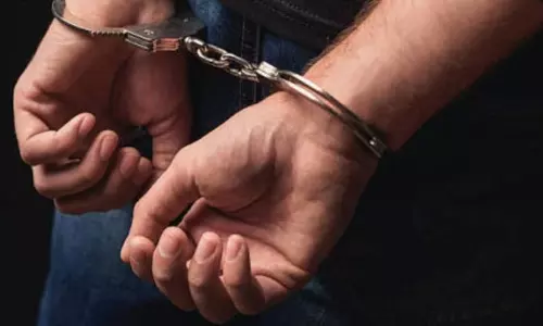 Gajuwaka: అనధికారికంగా శానిటైజర్ల తయారీ