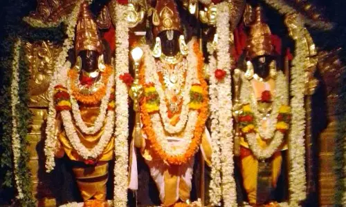 ఒంటిమిట్టలో కోదండ రాముని కళ్యాణం.. టీటీడీలో ప్రత్యక్షప్రసారం ఒంటిమిట్టలో కోదండ రాముని కళ్యాణం.. టీటీడీలో ప్రత్యక్షప్రసారం