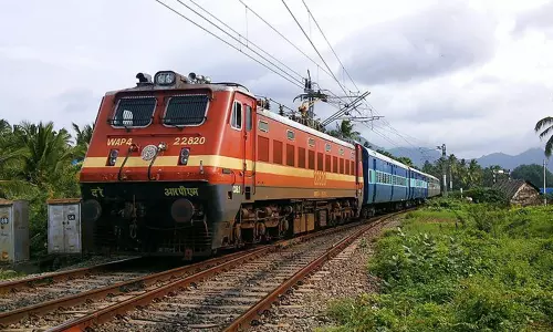 ఏప్రిల్ 30 వరకూ రైల్వే బుకింగ్స్ రద్దు.. ఏప్రిల్ 30 వరకూ రైల్వే బుకింగ్స్ రద్దు..