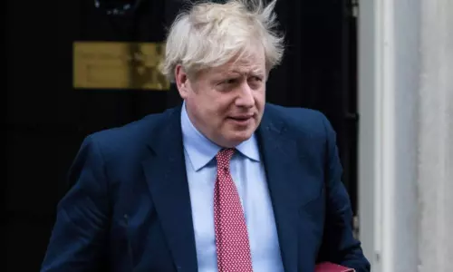 క్రమంగా కోలుకుంటోన్న UK ప్రధాన మంత్రి