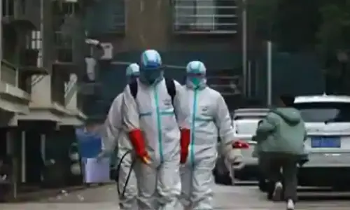 అమెరికాలో కోవిడ్ -19 తో 11 మంది భారతీయులు మృతి.. వారిలో..