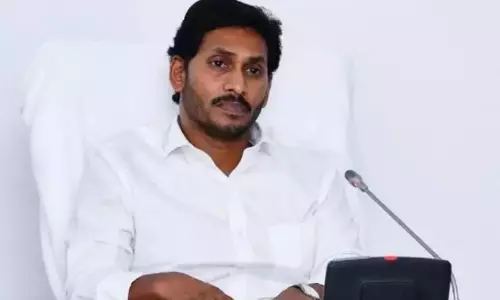 YS Jagan: ఏపీ సీఎం కీలక నిర్ణయం.. గ్రామాలు, వార్డుల్లో క్లినిక్స్..