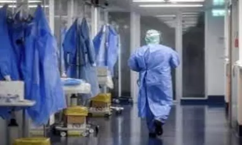 ముంబైలో ఇద్దరు నర్సులకు కరోనా పాజిటివ్