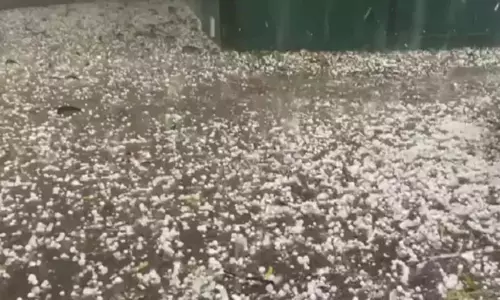 తెలుగు రాష్ట్రాలకు రెయిన్ అలర్ట్.. వడగళ్ల వాన పడే అవకాశం..