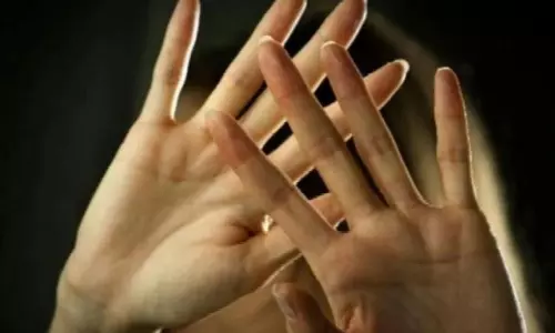 మహిళలకు కష్టాలు తెచ్చిపెట్టిన లాక్‌డౌన్.. ఒక్కసారిగా పెరిగిన గృహ హింస కేసులు..