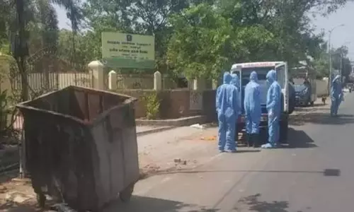 కరోనాపై పోరాడి ఓడిన డాక్టర్..మరణం పెద్ద విషాదం.. అంతిమసంస్కారం అంతకుమించిన శోకం!