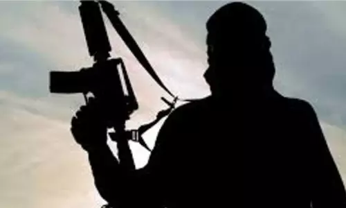 జమ్మూ కాశ్మీర్‌లో ఉగ్ర కదలికలు.. చుట్టుముట్టిన భద్రతా దళాలు