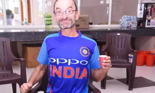 క్వారంటైన్లో కేర్ అద్భుతం.. జగన్ సర్కార్పై బ్రిటన్ పౌరుడి లేఖ క్వారంటైన్లో కేర్ అద్భుతం.. జగన్ సర్కార్పై బ్రిటన్ పౌరుడి లేఖ