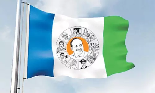 ఏపీలో కలకలం.. వైసీపీ ఎమ్మెల్యేకు కరోనా పరీక్షలు ఏపీలో కలకలం.. వైసీపీ ఎమ్మెల్యేకు కరోనా పరీక్షలు