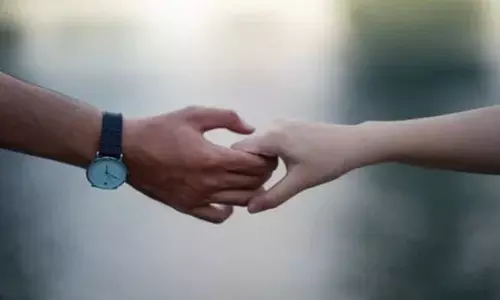 గుంటూరులో ప్రేమ జంట ఆత్మహత్య