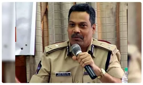 విజయవాడ ప్రజలకు పోలీస్ కమిషనర్ హెచ్చరిక.. విజయవాడ ప్రజలకు పోలీస్ కమిషనర్ హెచ్చరిక..
