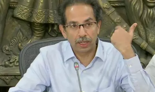 గ్రీన్ , ఆరెంజ్ జోన్లలో మాత్రమే వీటికి అనుమతి : మహారాష్ట్ర సీఎం