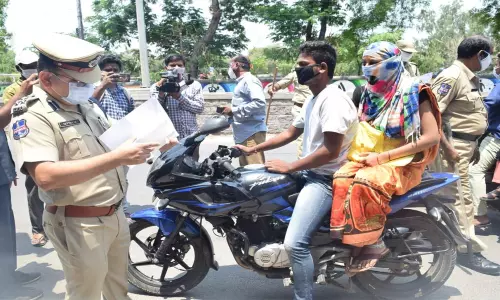 Nizamabad: లాక్ డౌన్ నిబంధనలు ఉల్లంగిస్తే క్రిమినల్ కేసులు: కమిషనర్ కార్తికేయ