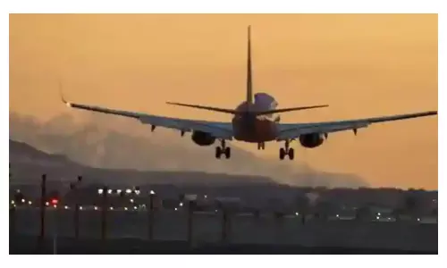 దేశీయ, అంతర్జాతీయ విమాన కార్యకలాపాలు 17 వరకు నిషేధం