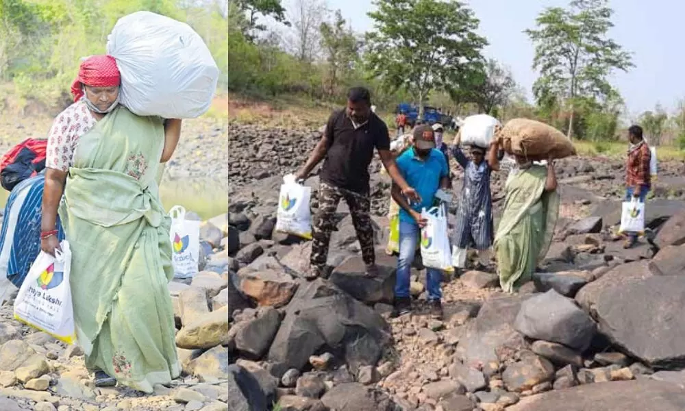 మారుమూల గిరిజనులను అమ్మలా ఆదుకుంటున్న ఎమ్మెల్యే సీతక్క!