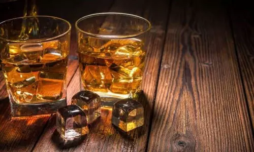 ఏపీలో మందుబాబులకు మరో భారీ షాక్..