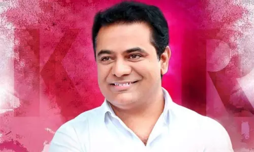 కష్టకాలంలో పెద్దన్నలా అండగా కేటీఆర్!