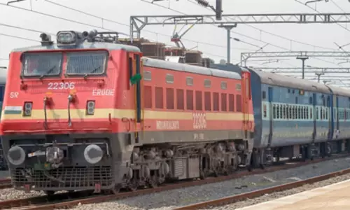 రైలు ప్రయాణం చేయాలనుకుంటున్నారా? టికెట్ బుక్ చేసుకునే ముందు ఈ నిబంధనలు తెలుసుకోండి!