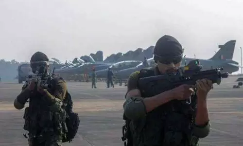 భారత్‌, చైనా సరిహద్దుల్లో హైటెన్షన్