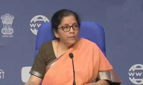 Aatmanirbhar Bharat: వలస కార్మికుల పునరావాసం కోసం 11 వేల కోట్ల కేంద్ర ప్యాకేజీ!