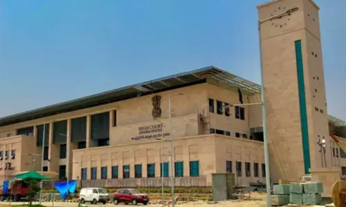 ఏపీ రాష్ట్ర రాజధాని మార్పులపై హైకోర్టులో ప్రభుత్వానికి చుక్కెదురు!