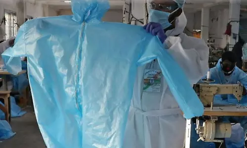 కరోనా పుణ్యమాని పిపిఇ కిట్లకు గిరాకీ