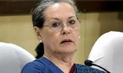 సోనియా గాంధీపై ఎఫ్ఐఆర్ నమోదు