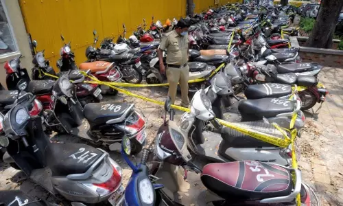 సీఎం జగన్ గుడ్ న్యూస్.. వారికి రూ.100 ఫైన్.. కరోనాపై జాగ్రత్తలు