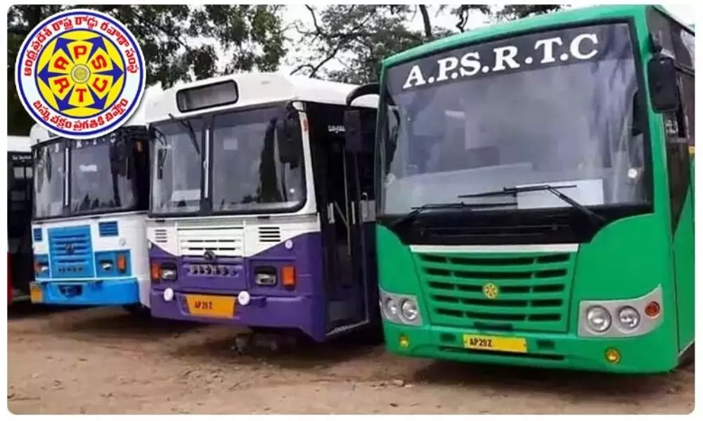 ఏపీకి తరలివస్తున్న సచివాలయ ఉద్యోగులు.. వారందరికీ మంగళగిరిలో కరోనా టెస్ట్ లు ఏపీకి తరలివస్తున్న సచివాలయ ఉద్యోగులు.. వారందరికీ మంగళగిరిలో కరోనా టెస్ట్ లు