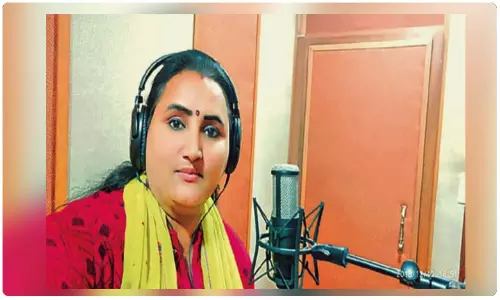 కరోనా కాలర్ ట్యూన్ వాయిస్ ఈమెదే! కరోనా కాలర్ ట్యూన్ వాయిస్ ఈమెదే!