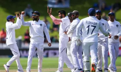 నో డౌట్ ఆసీస్‌ పర్యటన కొనసాగుతుంది.. అడిలైడ్‌లో గులాబి పోరు