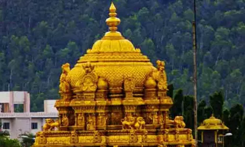 ఏపీలో దేవుని దర్శనాలకు గ్రామ సచివాలయాల నుంచే అనుమతులు! ఏపీలో దేవుని దర్శనాలకు గ్రామ సచివాలయాల నుంచే అనుమతులు!