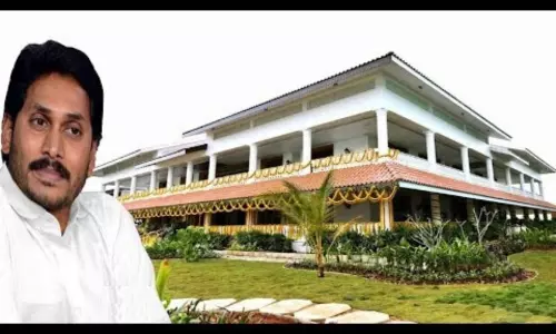 సీఎం నివాసానికి సమీపంలో కరోనా కేసులు.. అలర్టయిన అధికార యంత్రాంగం సీఎం నివాసానికి సమీపంలో కరోనా కేసులు.. అలర్టయిన అధికార యంత్రాంగం