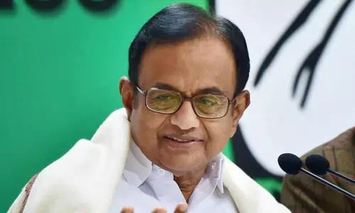 చిదంబరం బెయిల్‌ను సవాలు చేస్తూ సిబిఐ వేసిన పిటిషన్‌ను కొట్టివేసిన సుప్రీంకోర్టు