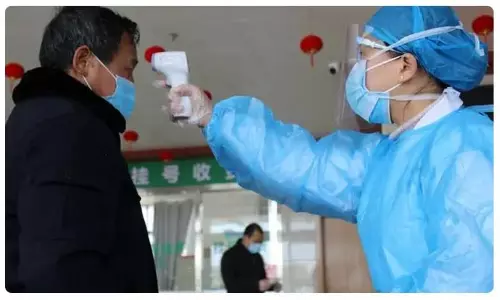 నిందితుడికి కరోనా పాజిటివ్ : క్వారెంటైన్ కు పోలీసు అధికారులు నిందితుడికి కరోనా పాజిటివ్ : క్వారెంటైన్ కు పోలీసు అధికారులు