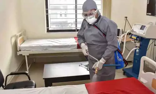 తమిళనాడు ప్రభుత్వం కీలక నిర్ణయం.. కోవిడ్ చికిత్సకు ఫిక్సిడ్ రేట్లు