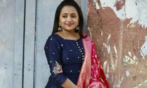 రాములో రాములా.. అంటూ సుమ నెట్టింట్లో హల్ చల్ !