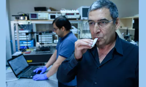 ఒక్క నిమిషంలో కరోనా జాడ తెలుసుకోవచ్చు..త్వరలోనే ఇజ్రాయెల్ పరికరం!