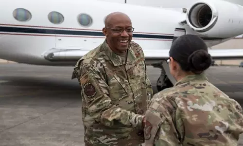 America: నల్లజాతీయులకు గిఫ్ట్ : తొలిసారిగా ఎయిర్ చీఫ్ గా ఎంపిక