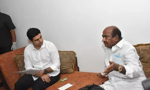 జేసీ ప్రభాకరరెడ్డి, అస్మిత్ రెడ్డిలకు కోవిడ్ పరీక్షలు..అనంతపురంలో పవన్ రెడ్డిని కలిసిన లోకేష్