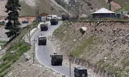 India china Lashes: చర్చలు దిశగా భారత్‌-చైనా అడుగులు!