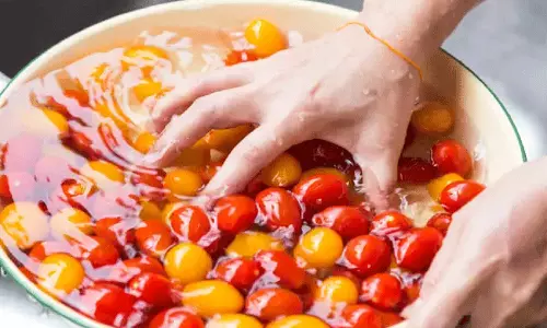 Fruit And Vegetable Wash: కూరగాయలు, పండ్లను ఇలా కడిగితే..