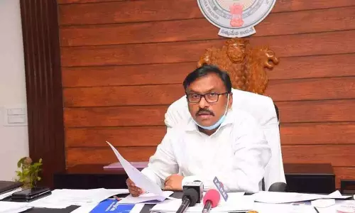 ప్రకాశం జిల్లా కలెక్టర్‌కు షోకాజ్‌ నోటీసు