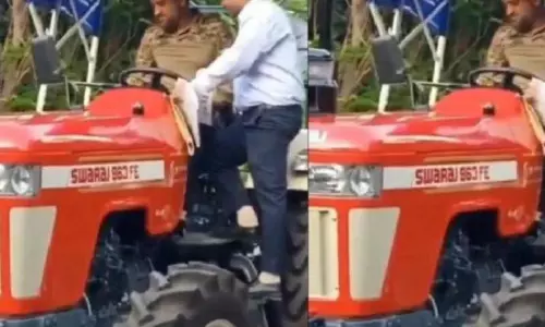 MS Dhoni does Organic Farming : అయ్యో ధోనీకి ఏమైంది..? అభిమానుల్లో ఆందోళన