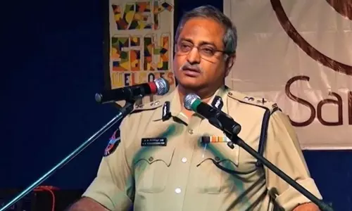 AB Venkateswara Rao Case Updates: ఏబీ వెంకటేశ్వరరావు కేసులో హైకోర్టు తీర్పుపై సుప్రీంను ఆశ్రయించిన జగన్ సర్కార్ AB Venkateswara Rao Case Updates: ఏబీ వెంకటేశ్వరరావు కేసులో హైకోర్టు తీర్పుపై సుప్రీంను ఆశ్రయించిన జగన్ సర్కార్