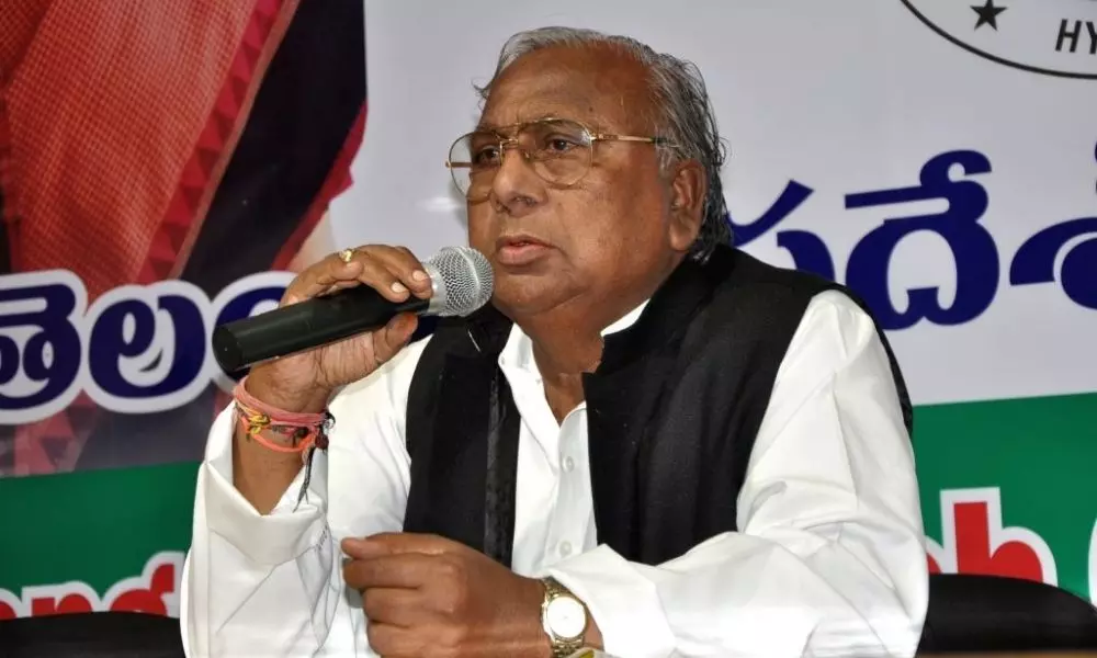 V. Hanumanth Rao Recovered from Covid19: కరోనా నుంచి కోలుకున్న వీహెచ్..