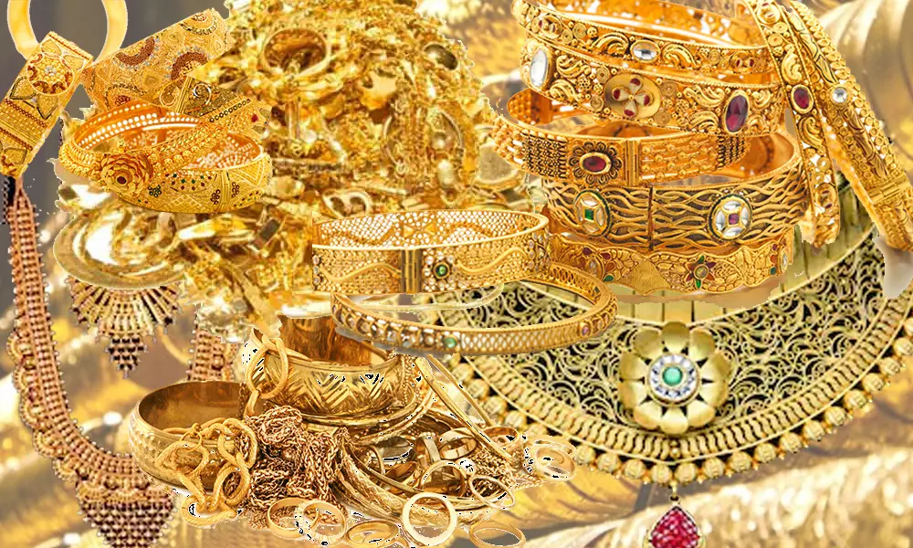 Gold Rate:స్వల్పంగా తగ్గిన బంగారం ధరలు..వెండి ధరలు కిందికి!